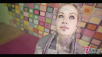 ANAL QUEEN Anuskatzz in corset plays with metal toy and gets her ass fucked by big dick and SQUIRTs